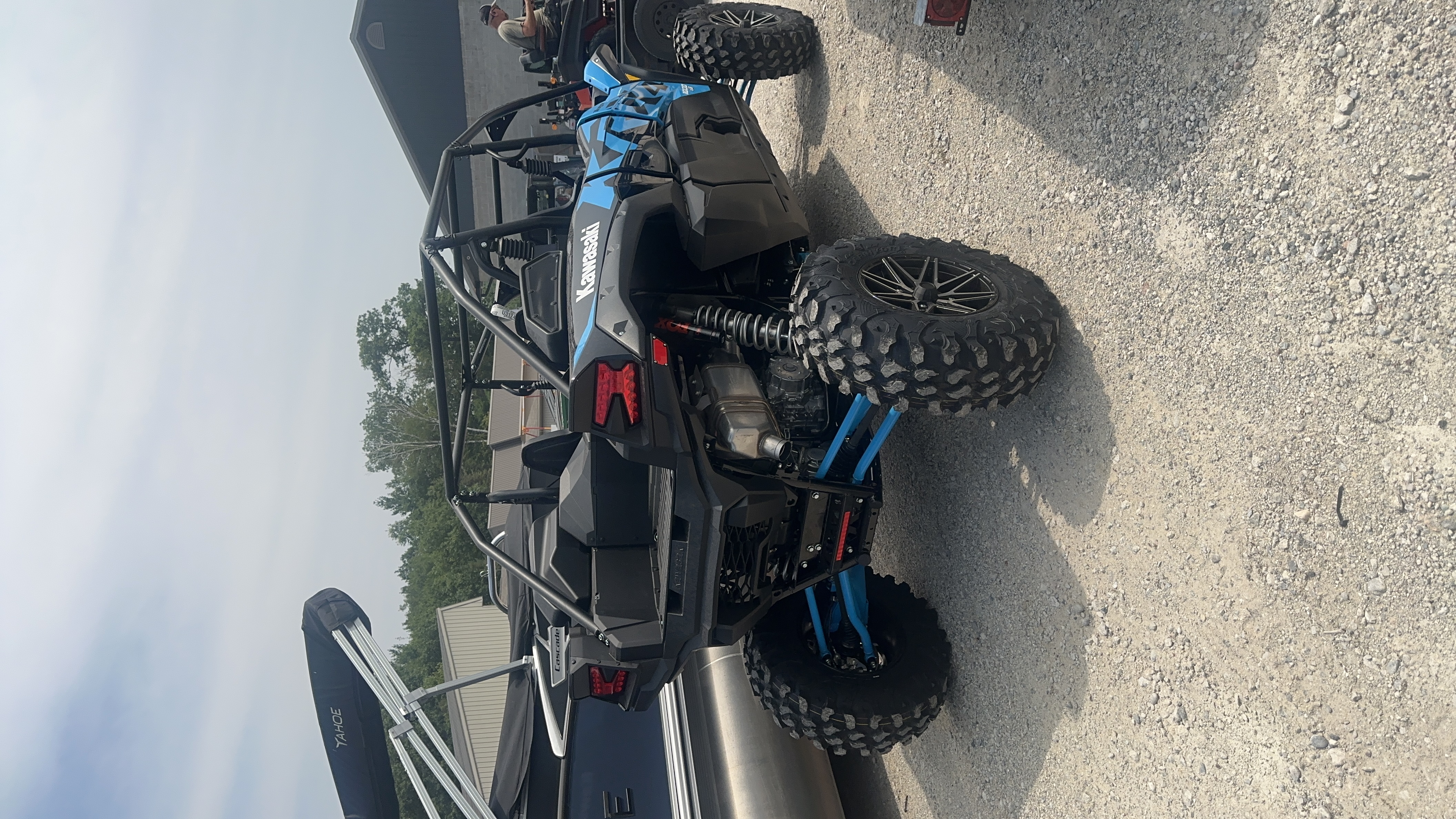 2027 Kawasaki Teryx KRX4 1000 eS Sky Blue/Ebony UTV