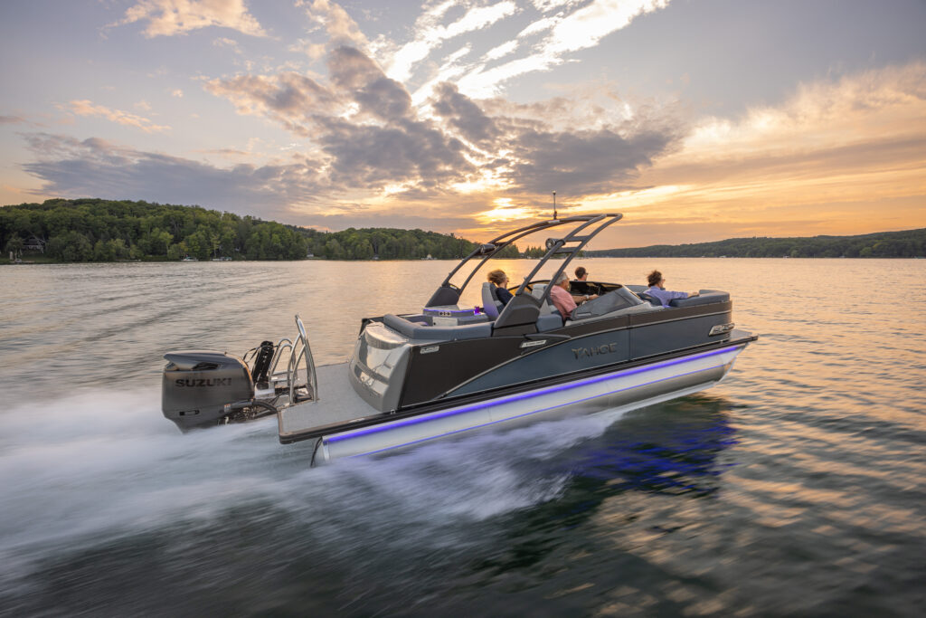 Tahoe Cascade pontoon