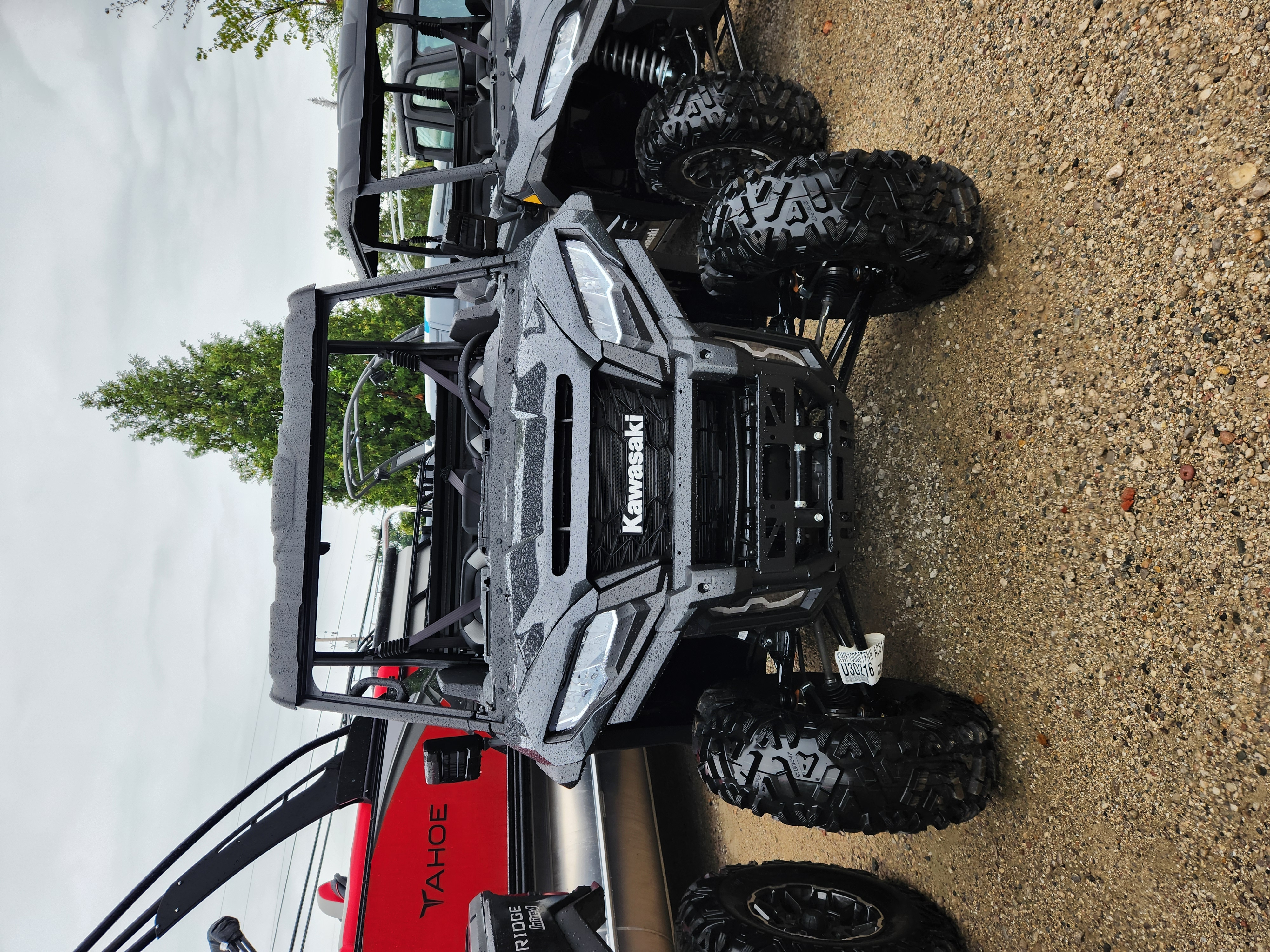 2026 Kawasaki Ridge Metallic Carbon Gray/Super Black UTV