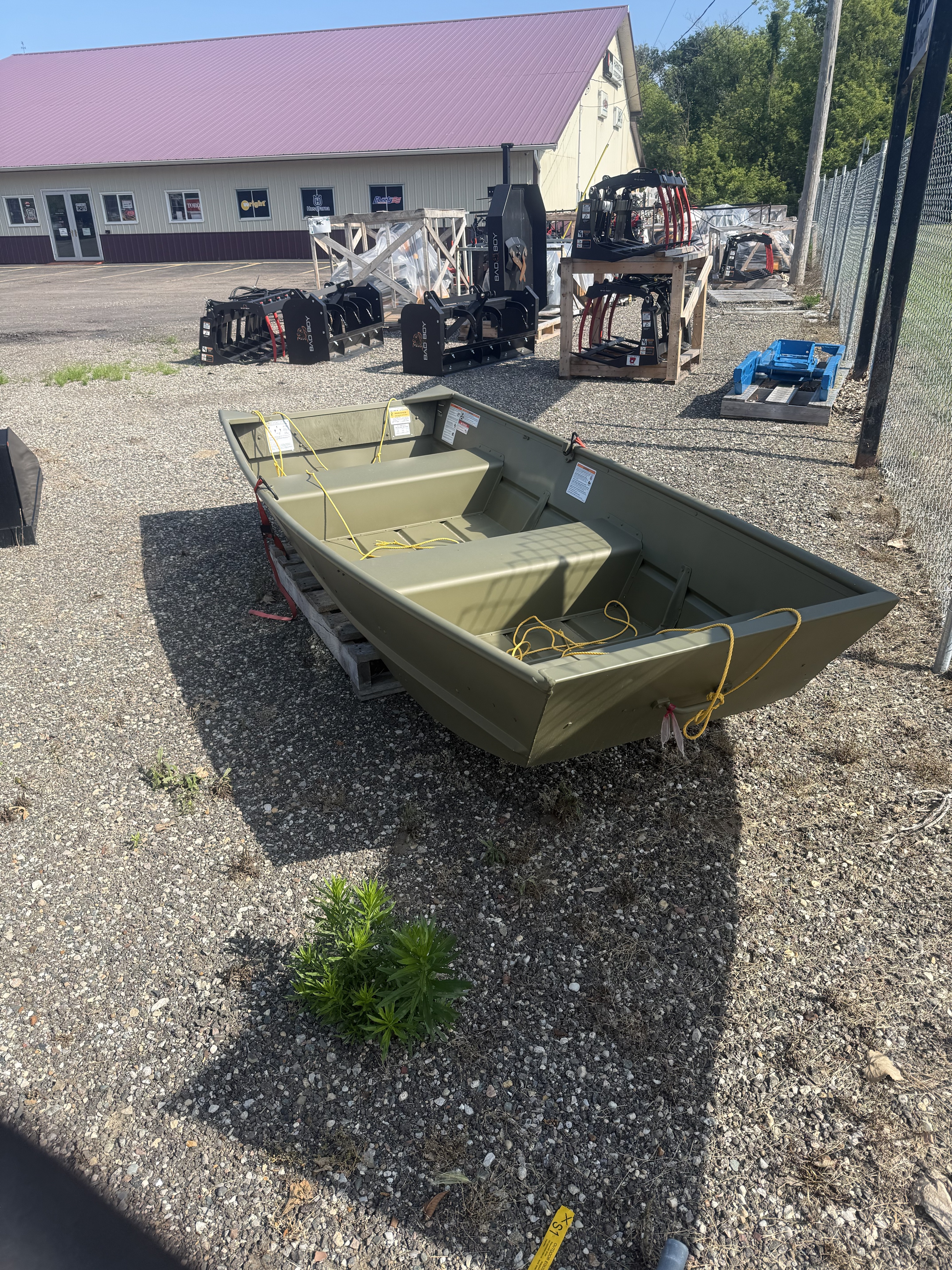 2026 Lowe 1032 10' Little Jon (NO MOTOR OR TRAILER) V HULL BOAT