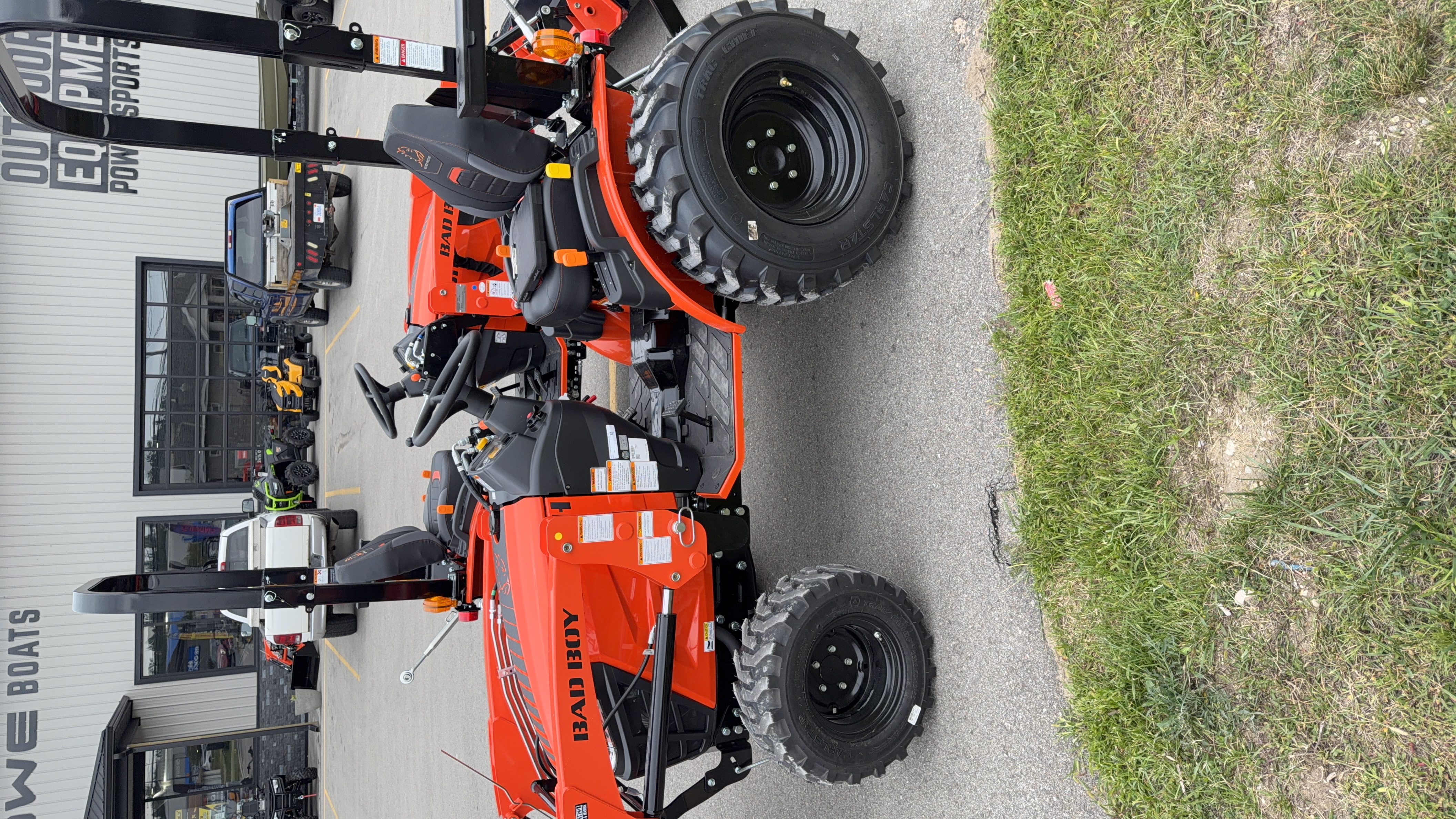 2026 Bad Boy 1025 TRACTOR W/ INDUSTRIAL TIRES & LOADER TRACTOR