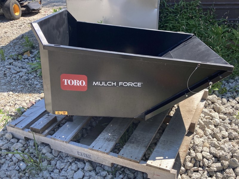 2025 Toro MULCH FORCE Bucket