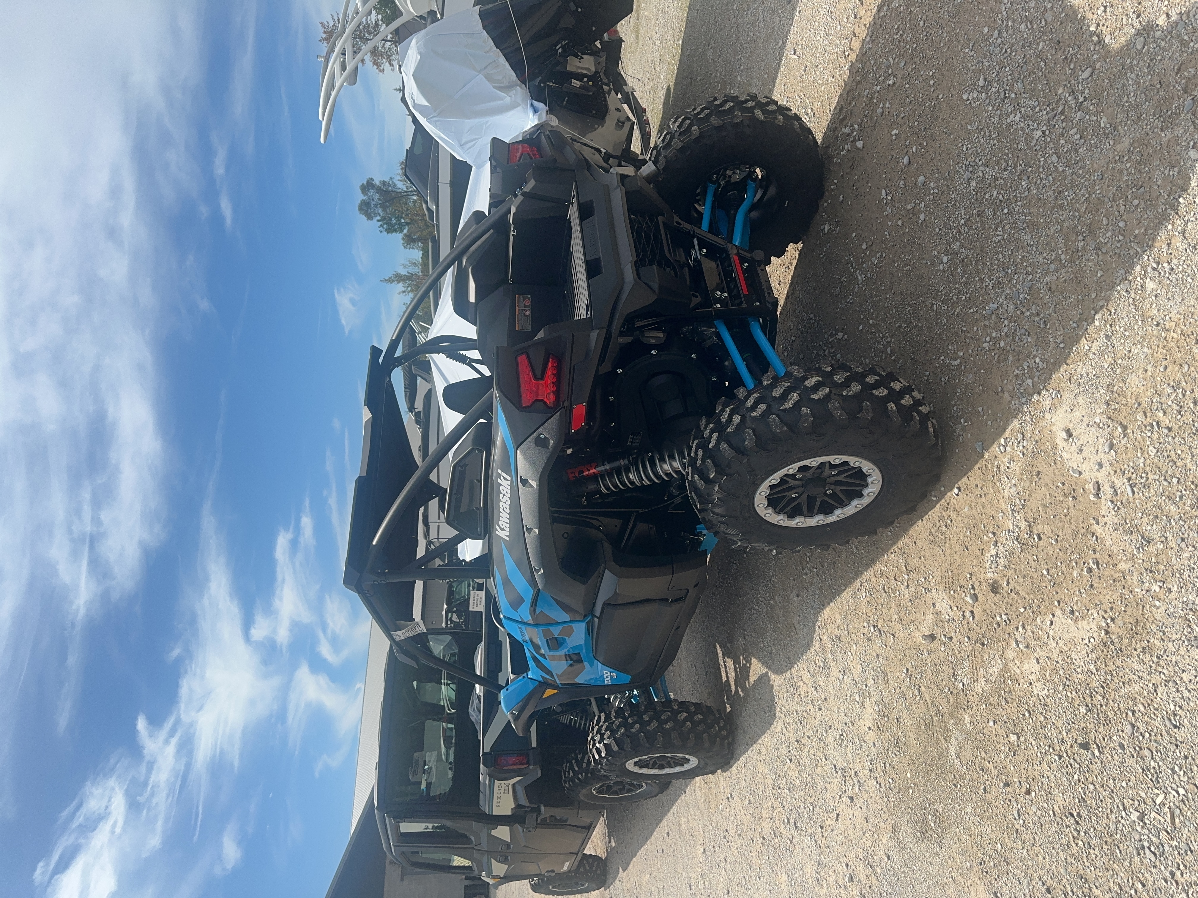 2027 Kawasaki Teryx KRX 1000 eS Sky Blue/Ebony UTV