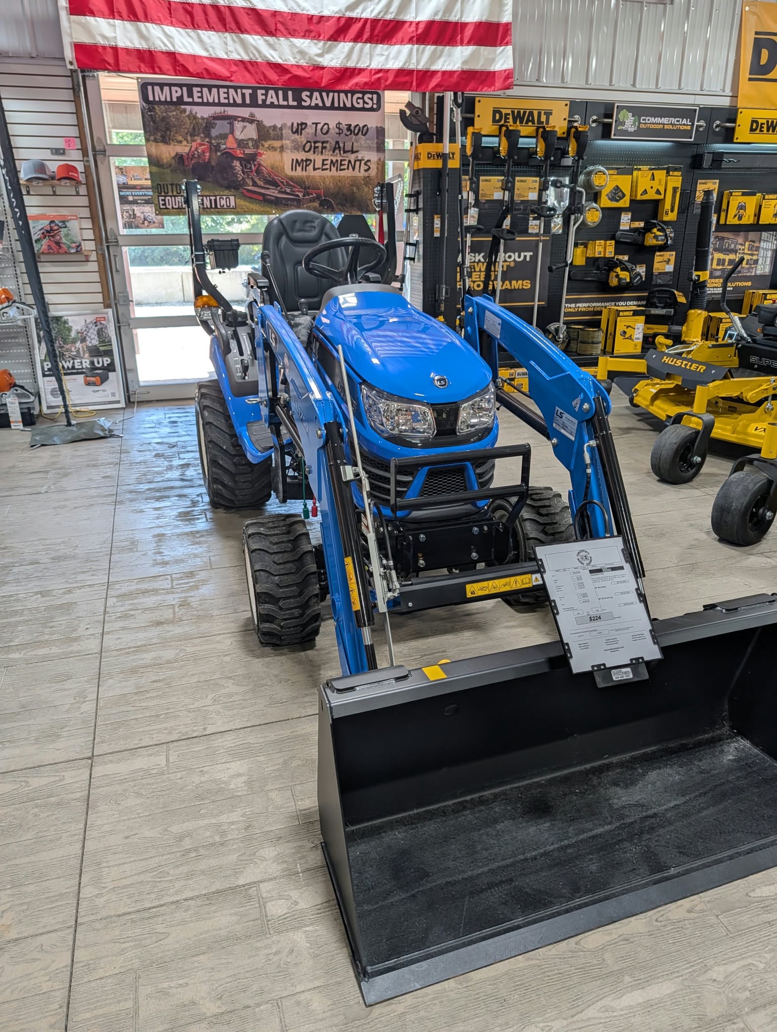 2026 LS Tractor MT125 HST TRACTOR