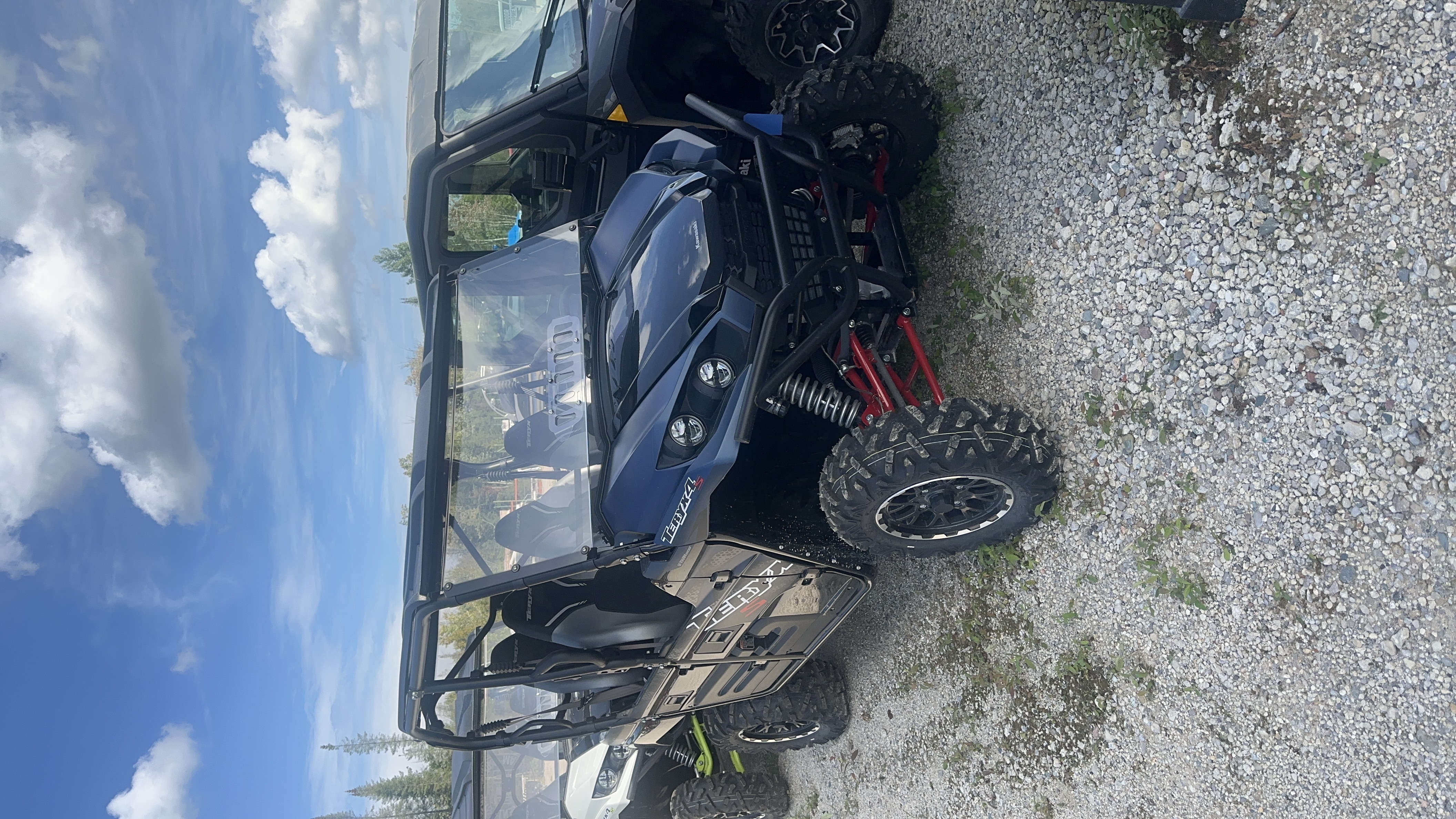 2025 Kawasaki Teryx4 S LE Metallic Matte Twilight Blue/Super Black with Windshield & Rear Panel UTV