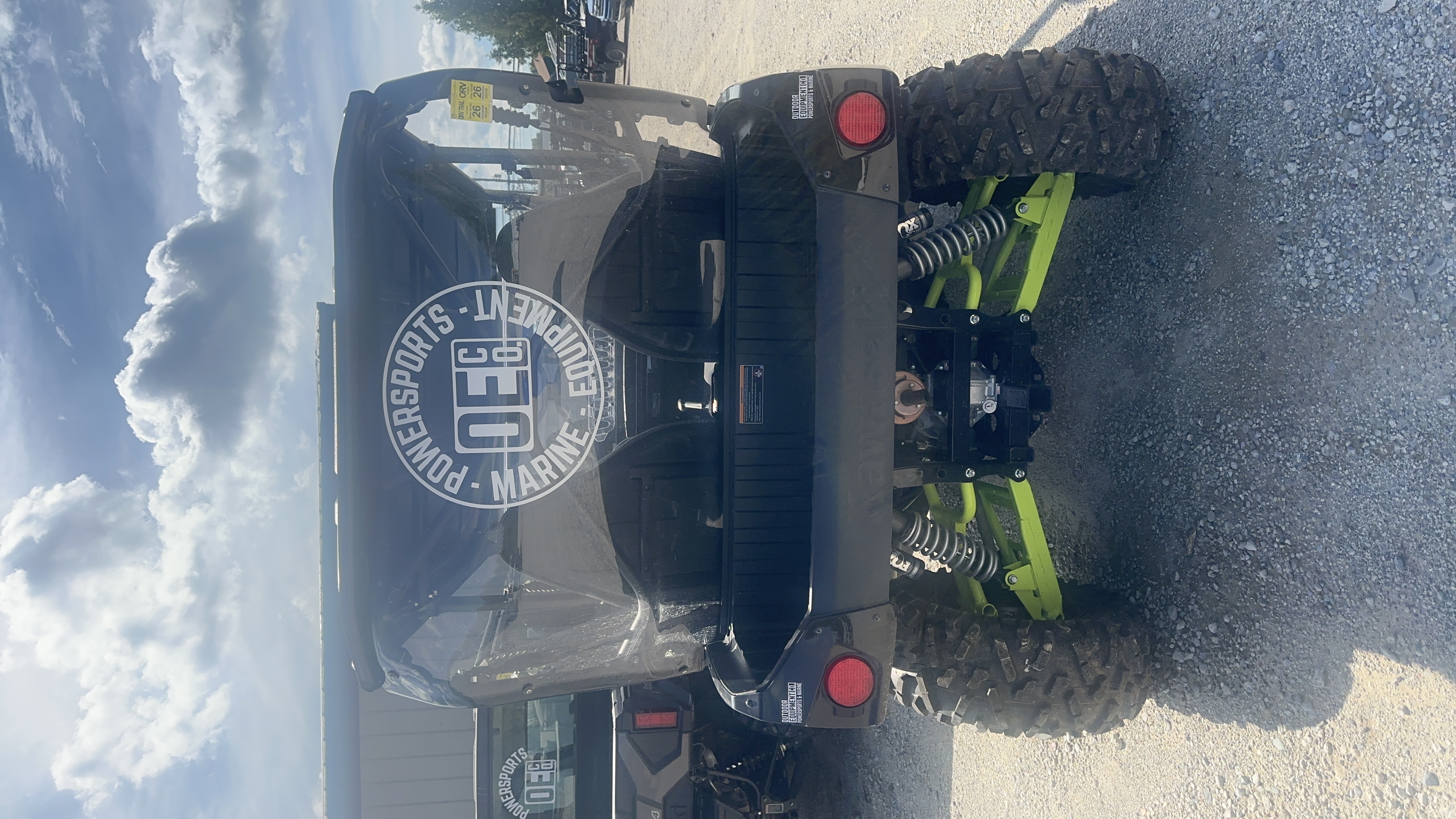 2025 Kawasaki Teryx4 S LE Ice Gray/Super Black w/ Windshield and Rear Panel UTV