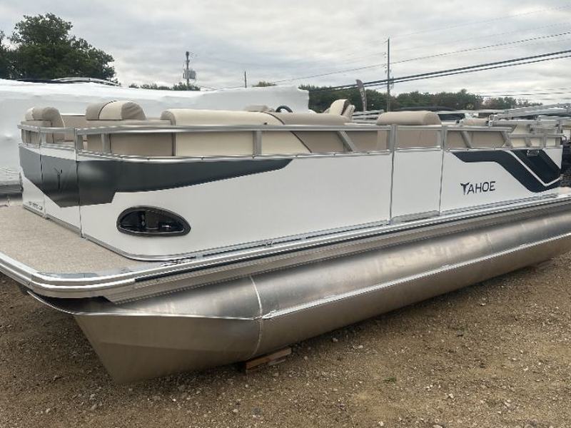 2026 Tahoe Sport 19 Cruise pontoon, espresso panels