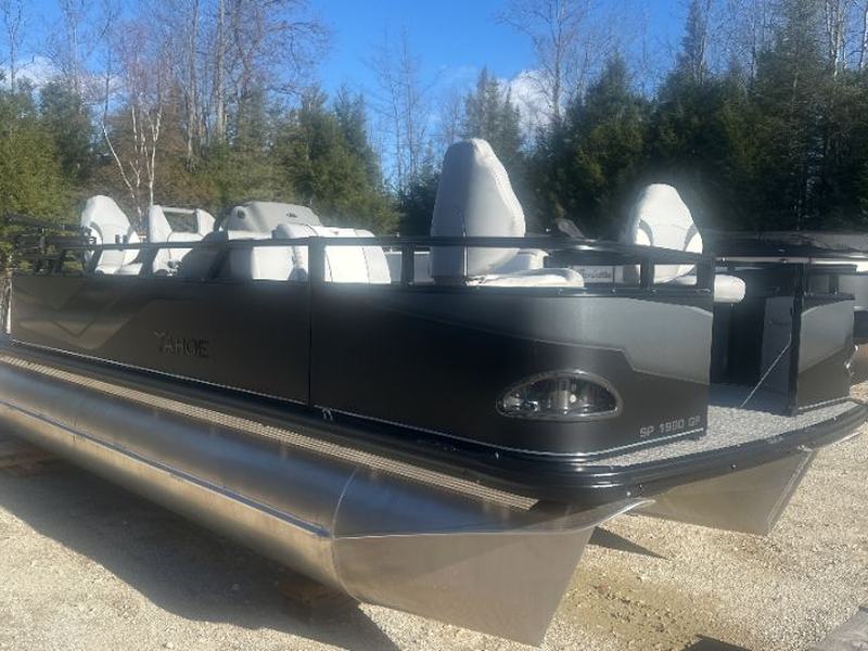 2026 Tahoe Sport 19 Quad Fish pontoon, matte black