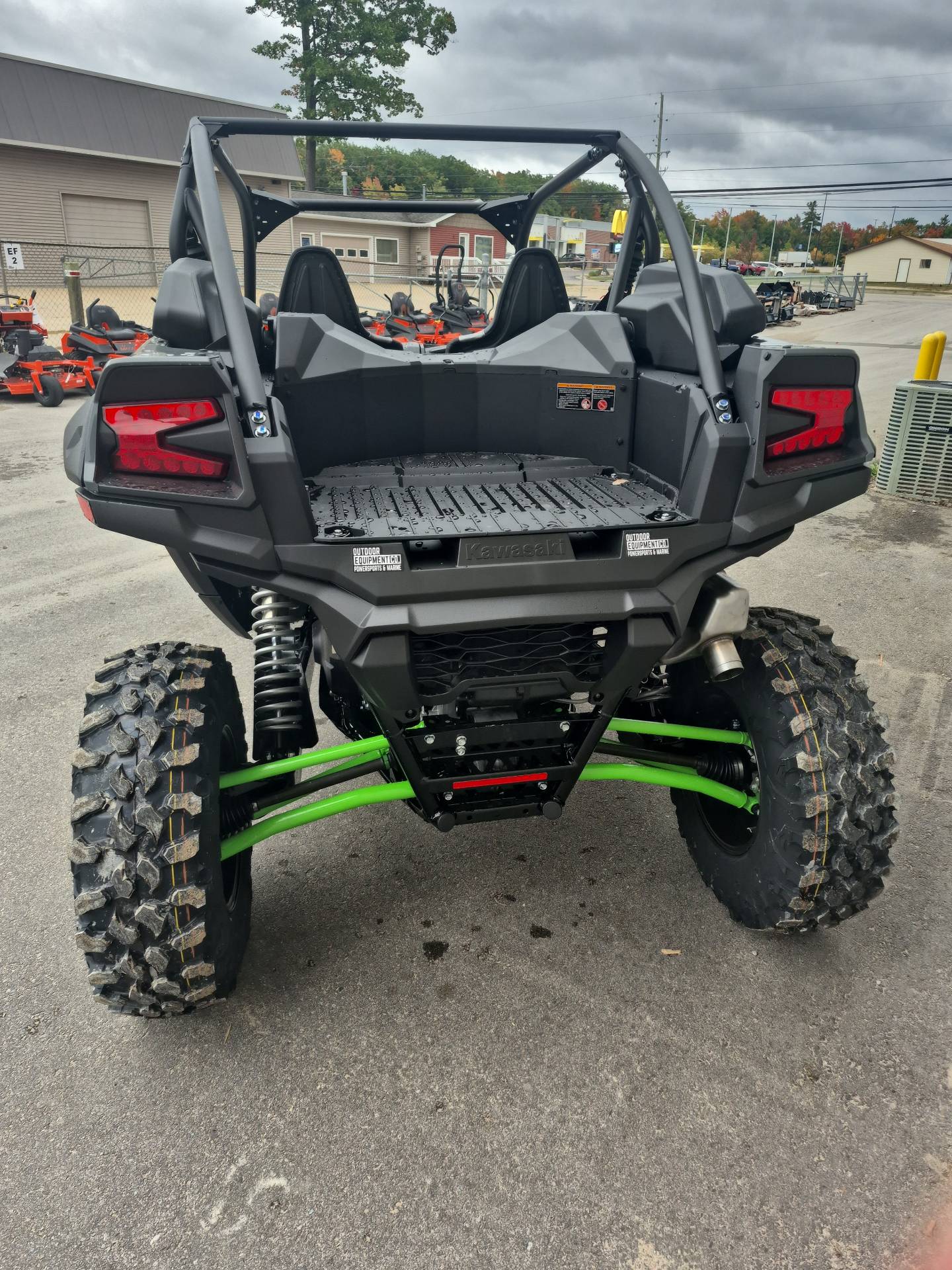 2027 Kawasaki Teryx KRX 1000 TR Smoky Gray/Super Black UTV