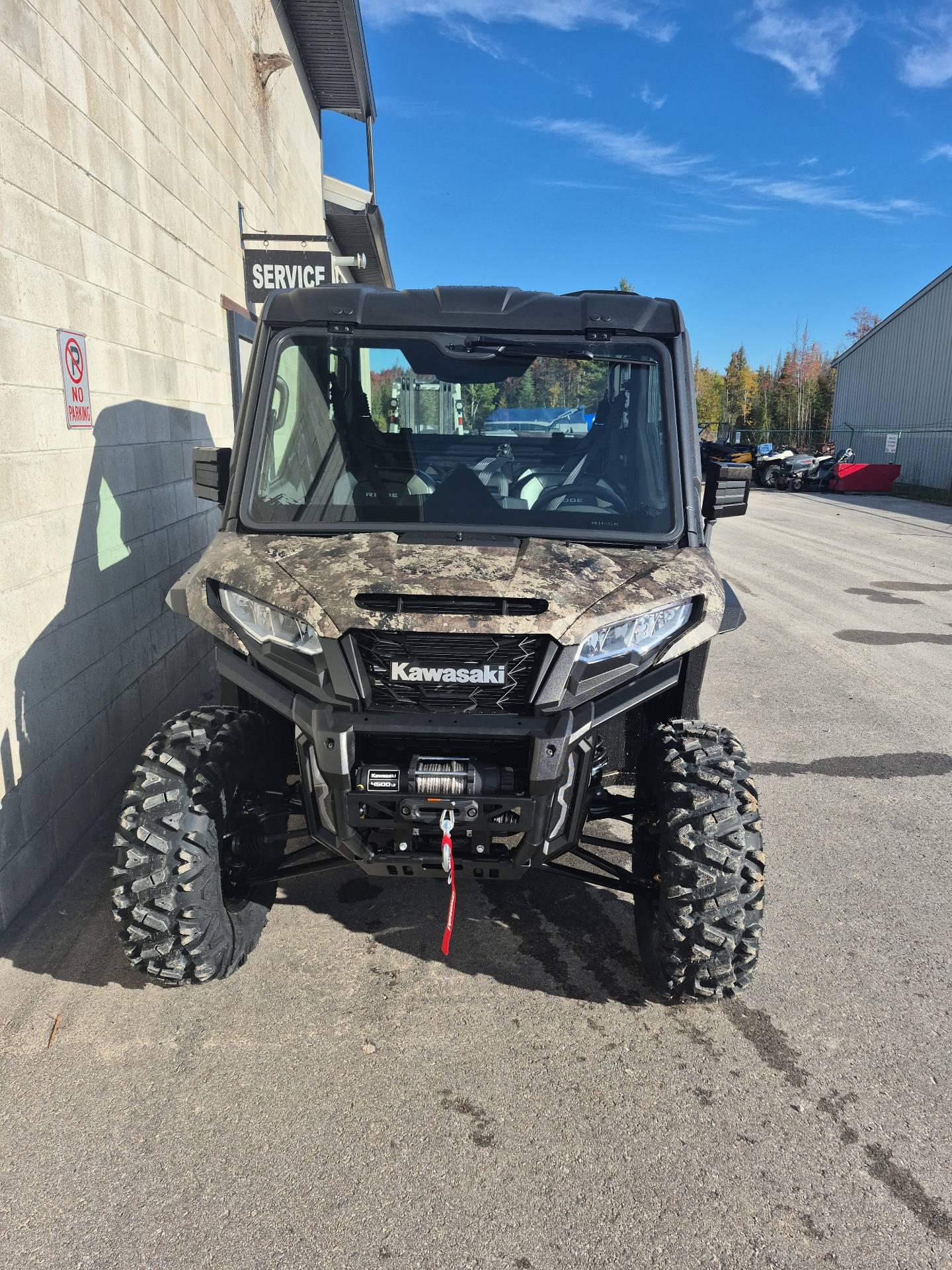 2027 Kawasaki Ridge Crew HVAC Camo w/ Side View Mirrors UTV