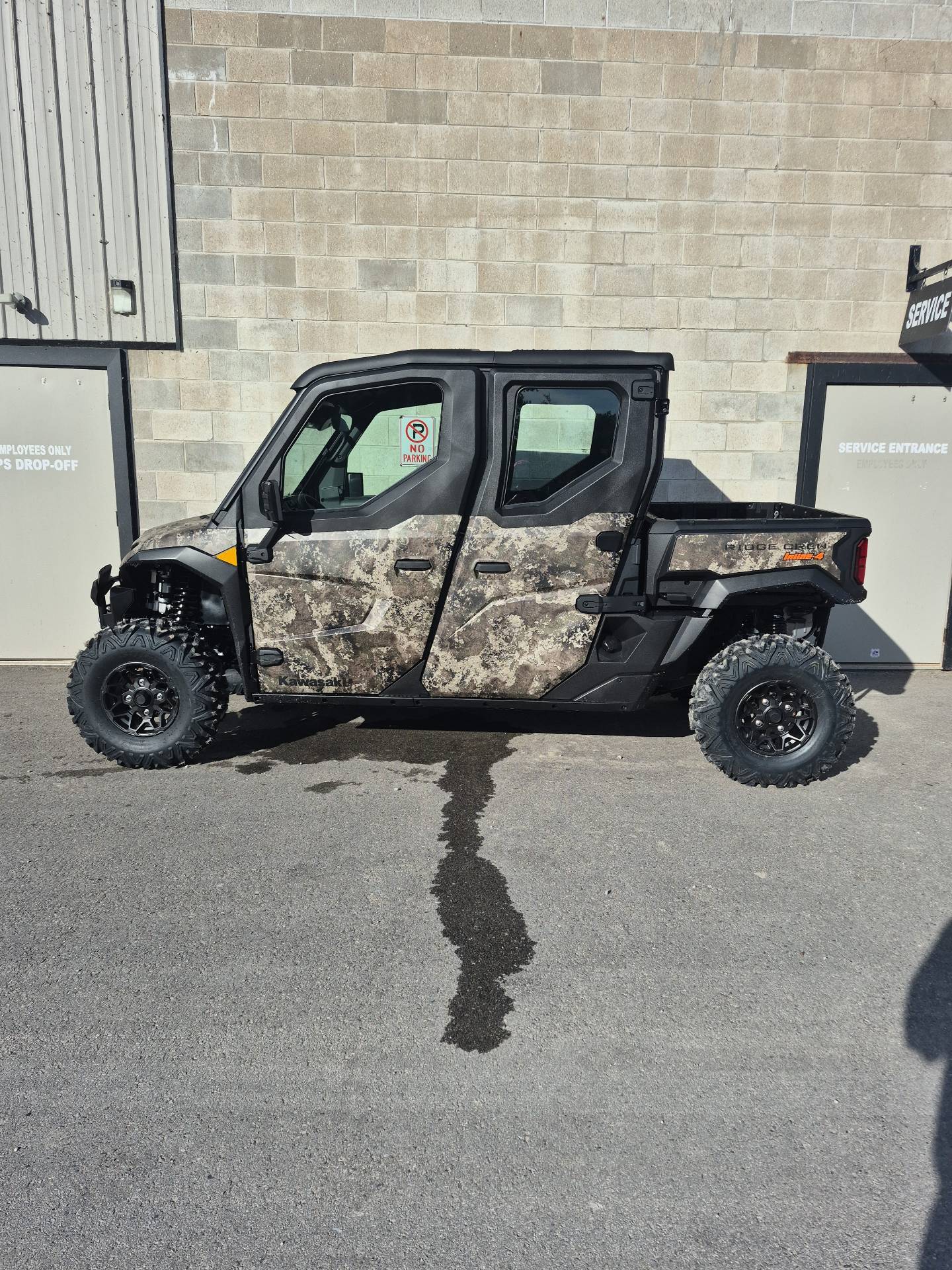 2027 Kawasaki Ridge Crew HVAC Camo w/ Side View Mirrors UTV