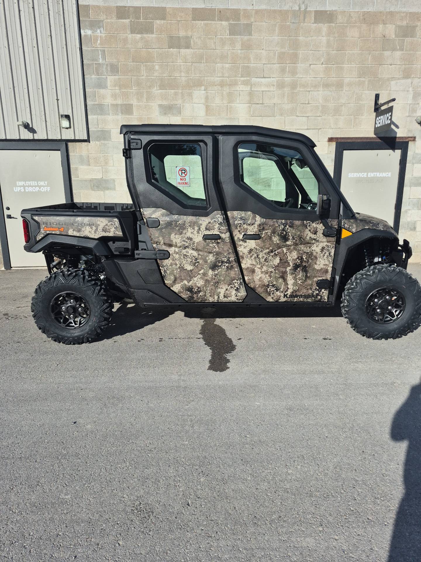 2027 Kawasaki Ridge Crew HVAC Camo w/ Side View Mirrors UTV