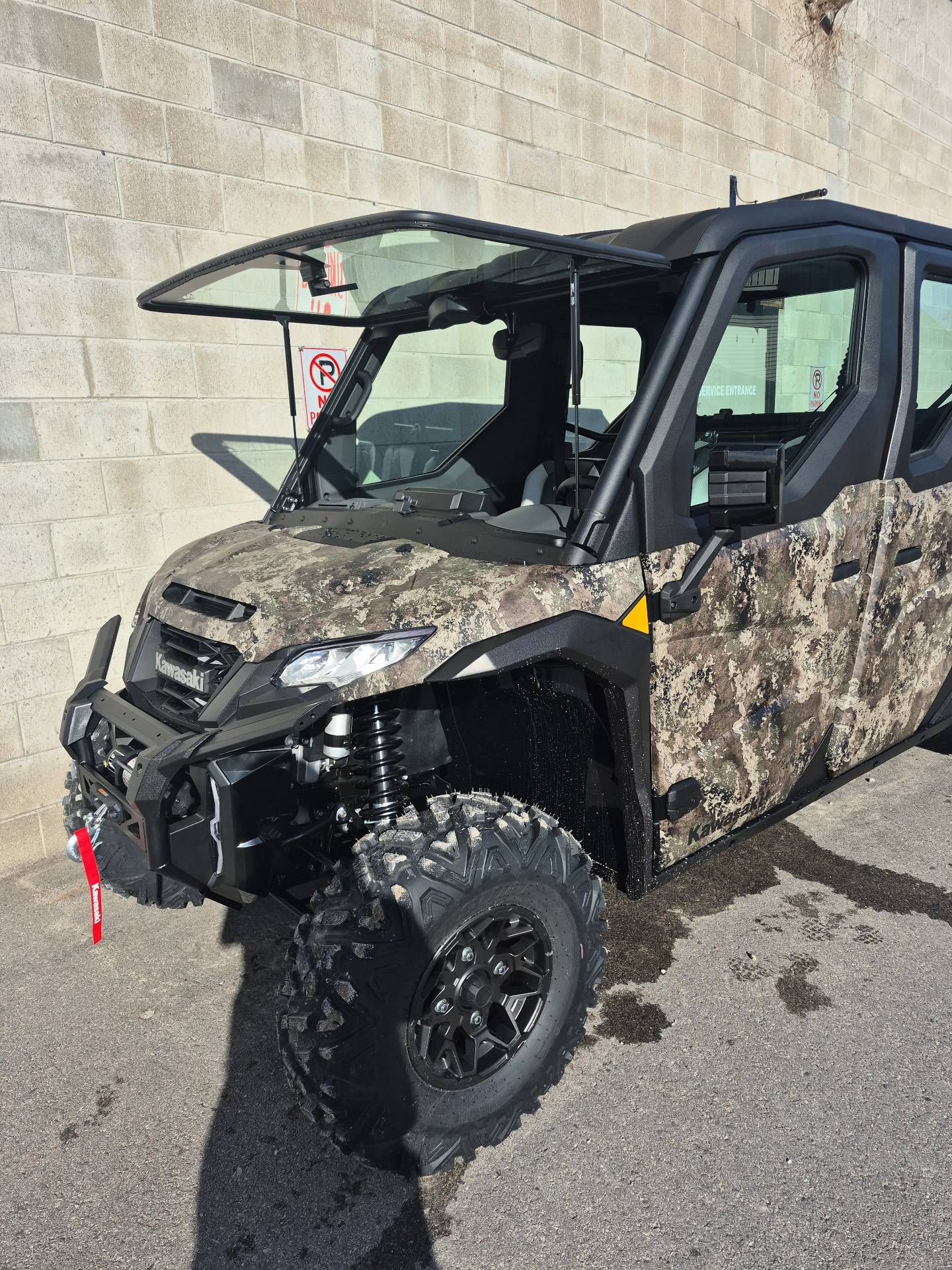 2027 Kawasaki Ridge Crew HVAC Camo w/ Side View Mirrors UTV