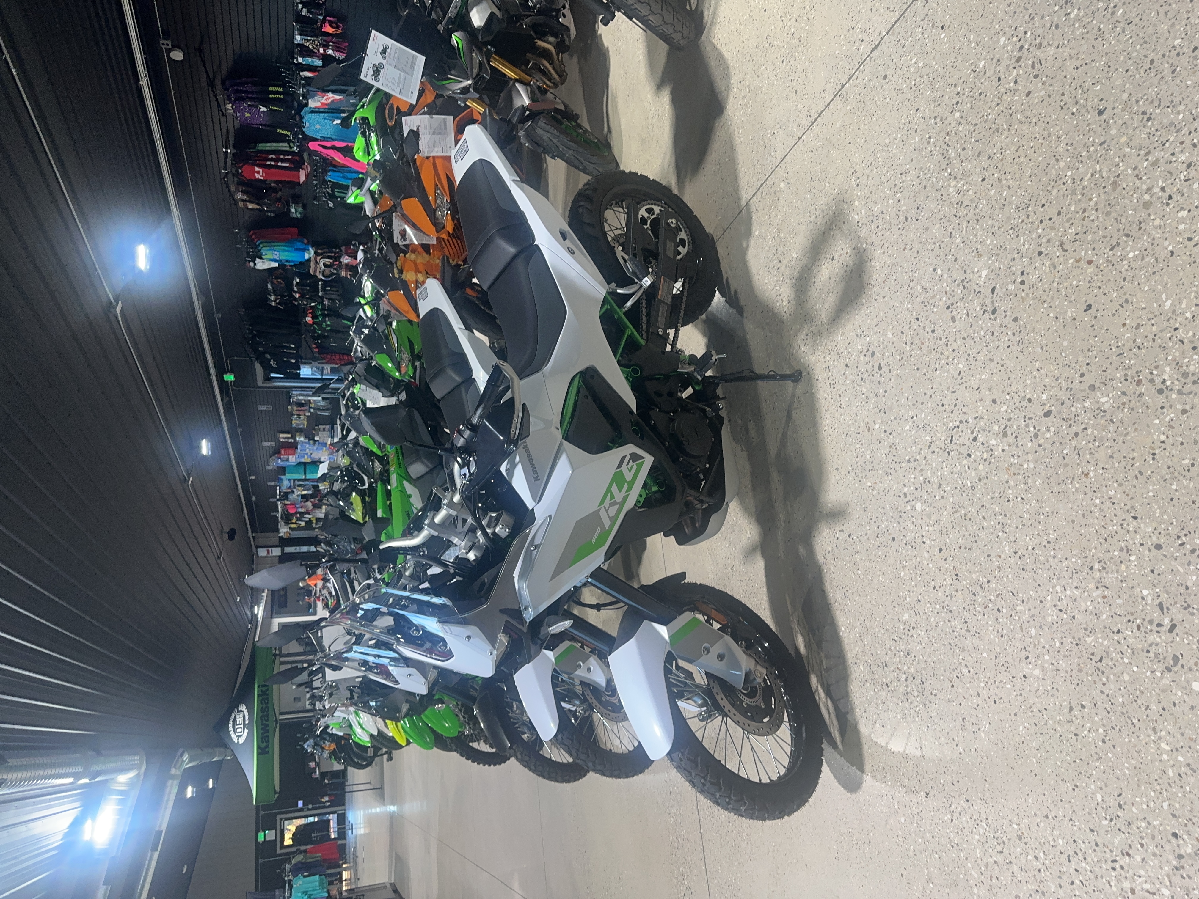 2026 Kawasaki KLE500 SE ABS Pearl Blizzard White MOTORCYCLE